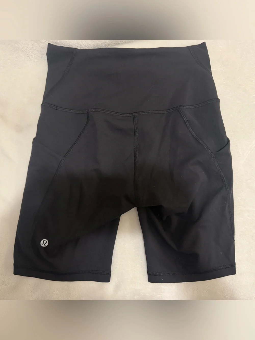 Lululemon wunder train biker shorts -with pockets  size 6 - Picture 4 of 6